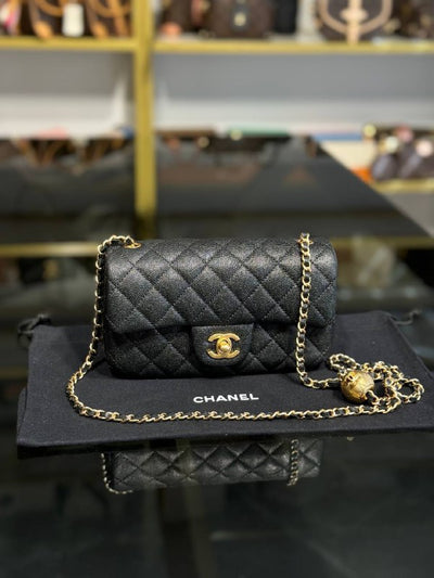 CHANEL-SMALL FLAP